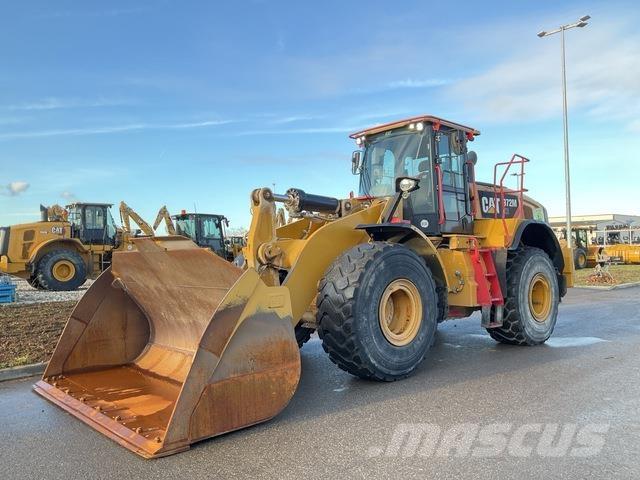 CAT 972M XE Фронтальні навантажувачі