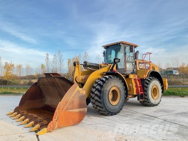 CAT 972M XE Фронтальні навантажувачі