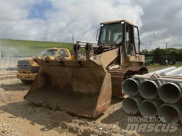 CAT 973C Гусеничні вантажники