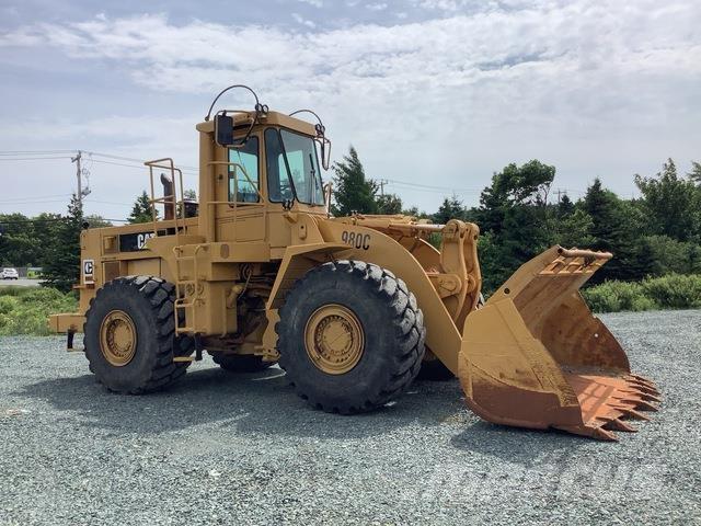 CAT 980 Фронтальні навантажувачі