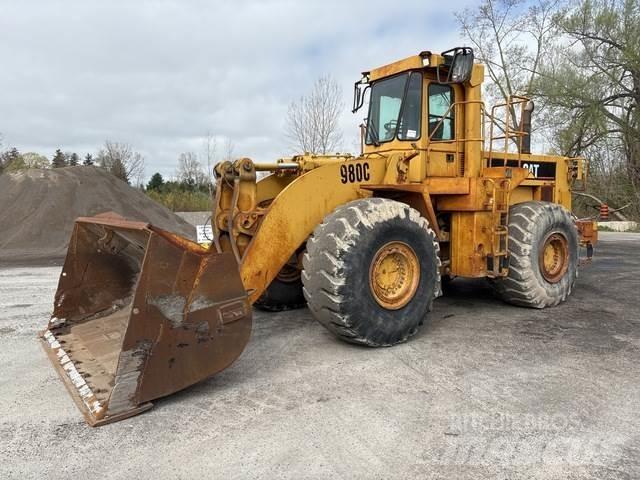CAT 980C Фронтальні навантажувачі