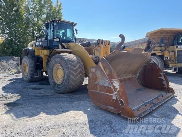 CAT 982M Фронтальні навантажувачі