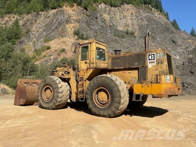 CAT 988B Фронтальні навантажувачі