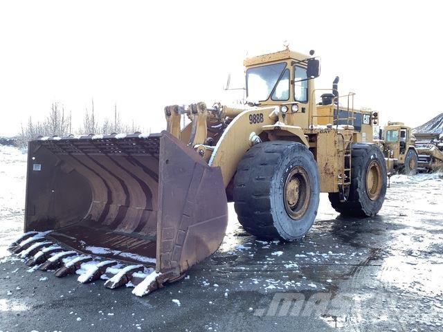 CAT 988B Фронтальні навантажувачі