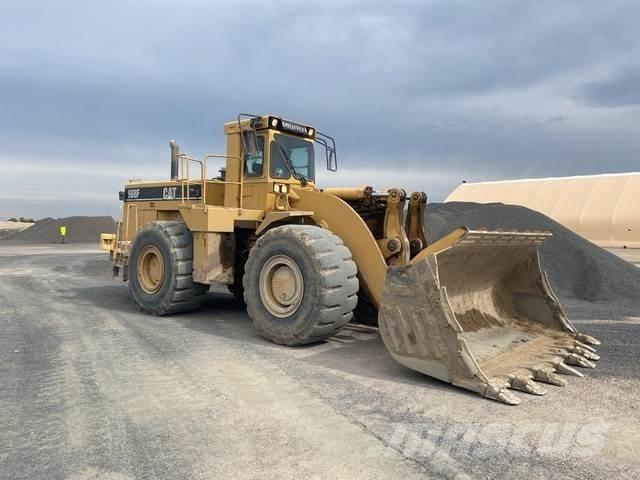 CAT 988F Фронтальні навантажувачі