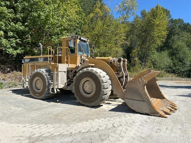 CAT 988F Фронтальні навантажувачі