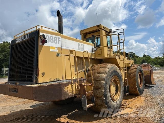 CAT 988F Фронтальні навантажувачі
