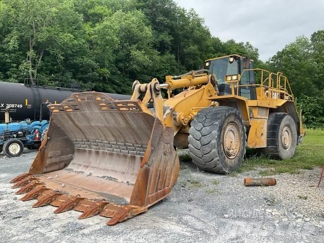 CAT 988G Фронтальні навантажувачі