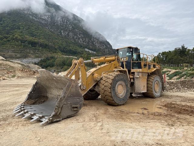 CAT 988G Фронтальні навантажувачі