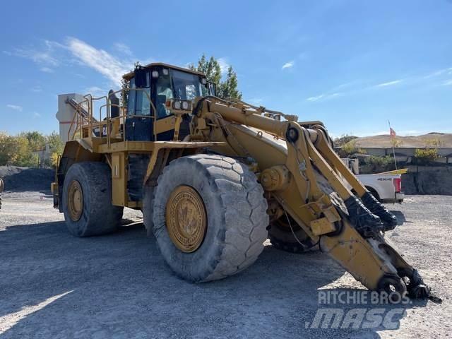 CAT 988H Фронтальні навантажувачі
