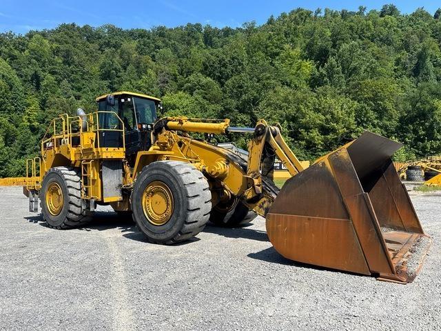 CAT 988H Фронтальні навантажувачі