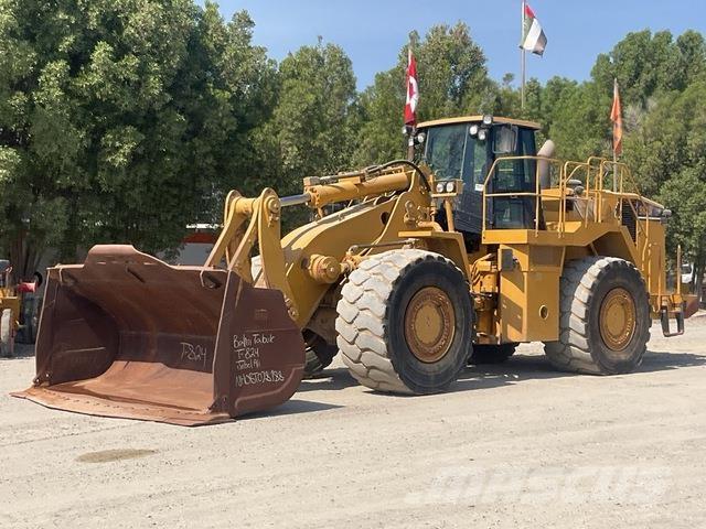 CAT 988H Фронтальні навантажувачі