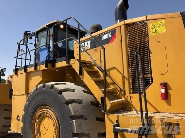 CAT 988K Фронтальні навантажувачі
