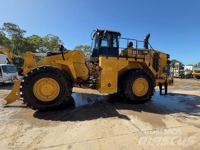CAT 988K Фронтальні навантажувачі