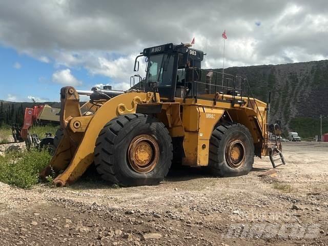 CAT 990H Фронтальні навантажувачі