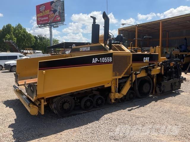 CAT AP-1055B Асфальтовкладачі