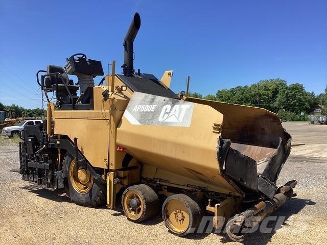 CAT AP 550E Асфальтовкладачі