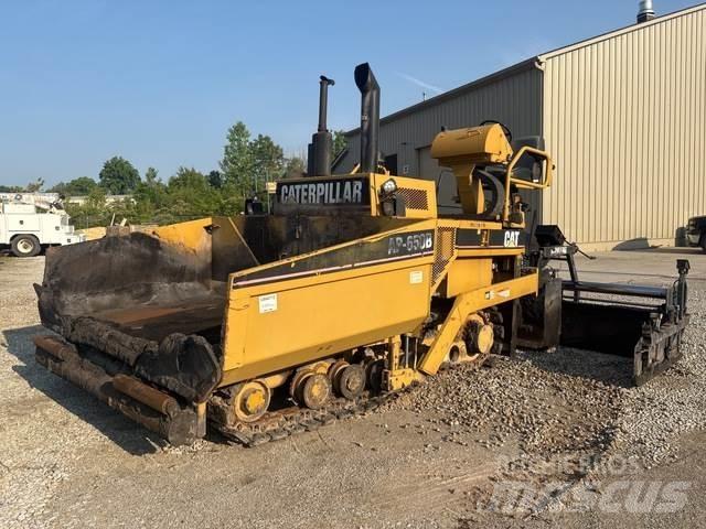 CAT AP-650B Асфальтовкладачі