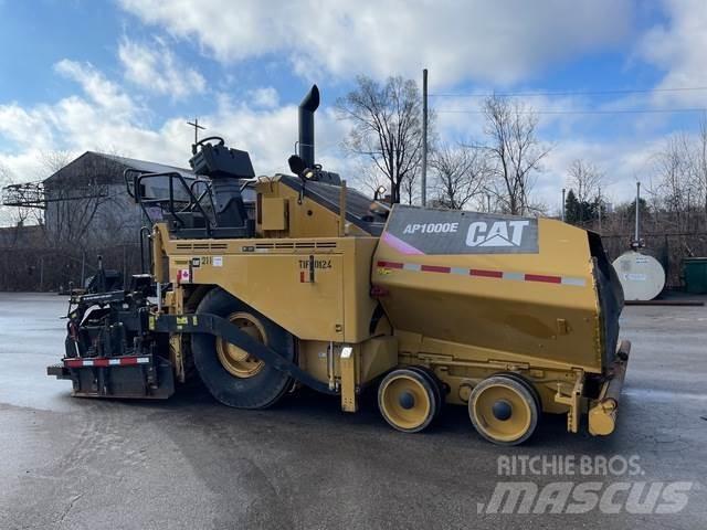 CAT AP1000E Асфальтовкладачі