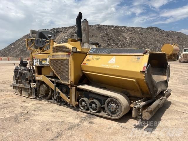 CAT AP1055D Асфальтовкладачі
