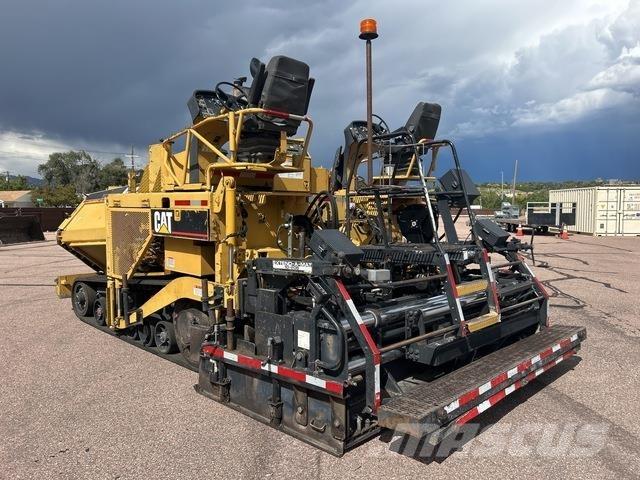 CAT AP1055D Асфальтовкладачі