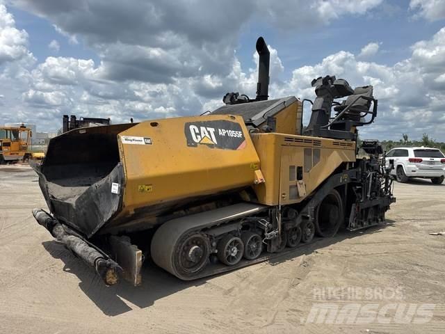 CAT AP1055F Асфальтовкладачі