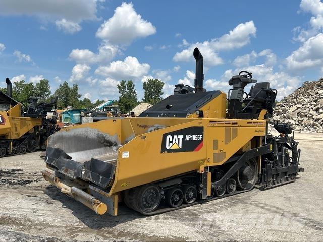 CAT AP1055F Асфальтовкладачі