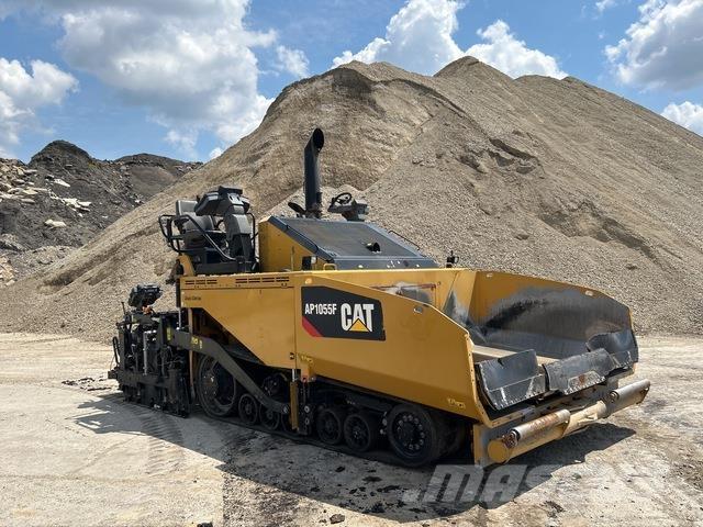 CAT AP1055F Асфальтовкладачі