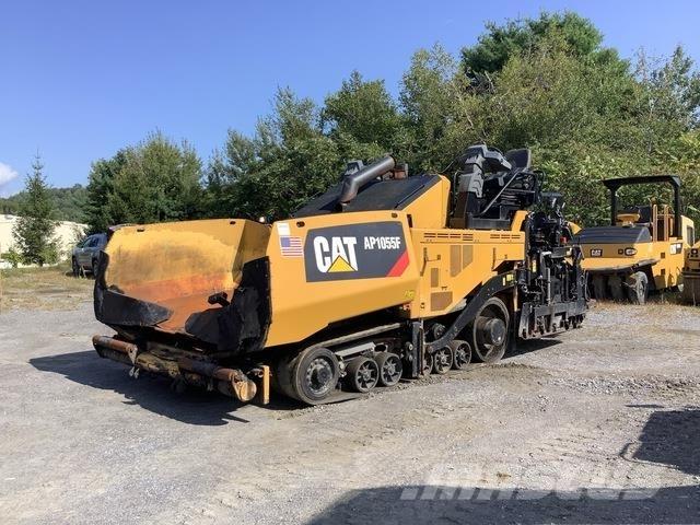 CAT AP1055F Асфальтовкладачі