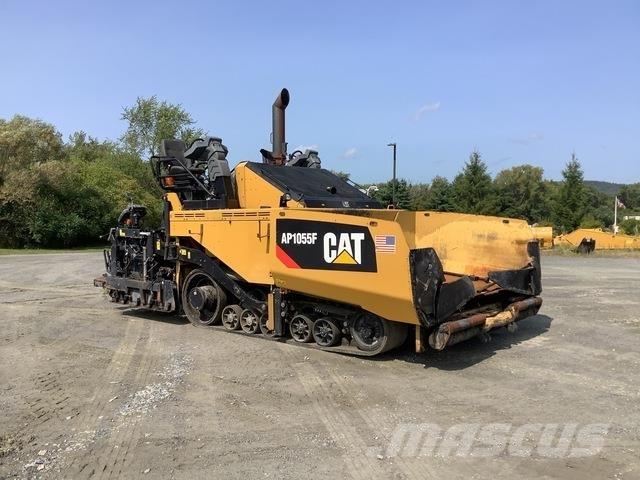 CAT AP1055F Асфальтовкладачі