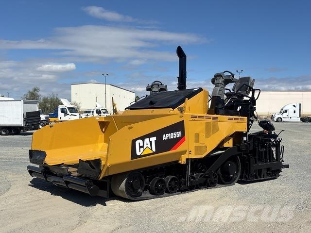 CAT AP1055F Асфальтовкладачі