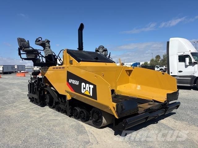 CAT AP1055F Асфальтовкладачі