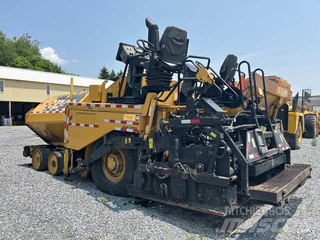 CAT AP600D Асфальтовкладачі