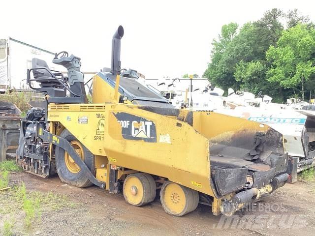 CAT AP600F Асфальтовкладачі