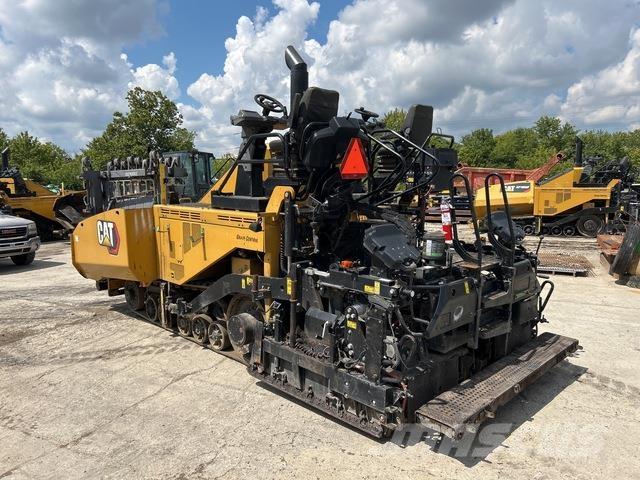 CAT AP655F Асфальтовкладачі