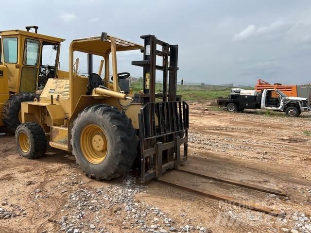 CAT C0610106 Навантажувачі підвищеної прохідності