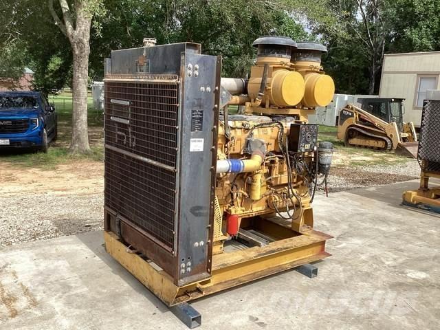 CAT C18 Двигуни