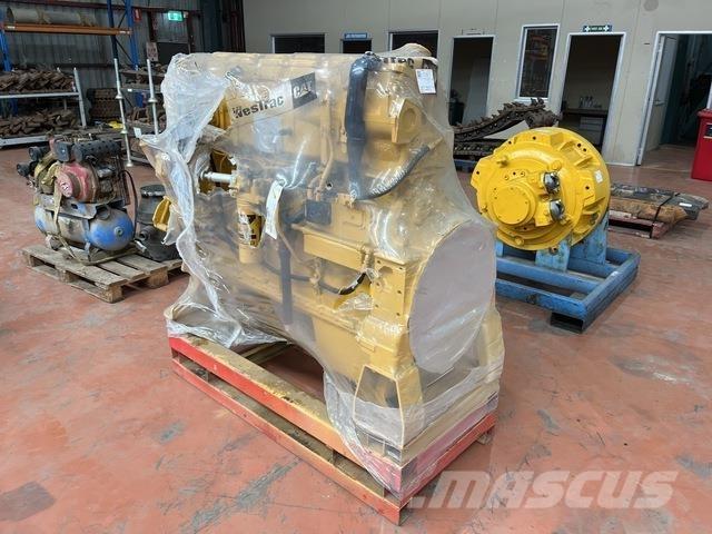 CAT C18 Двигуни