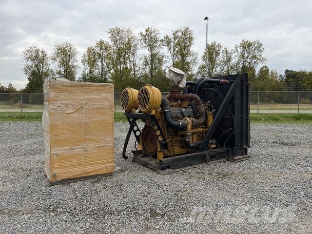 CAT C32 Двигуни