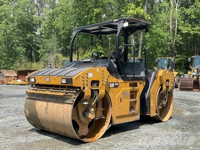 CAT CB13 Котки тротуарні