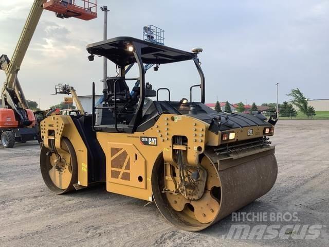CAT CB16 Котки тротуарні