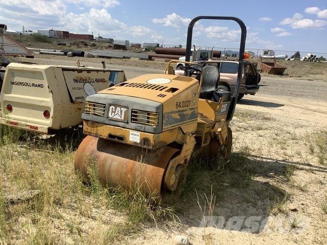 CAT CB224C Котки тротуарні