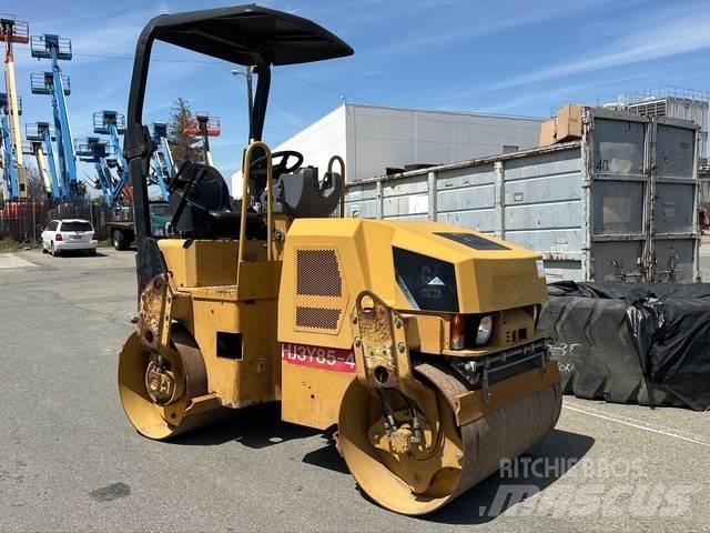 CAT CB24 Котки тротуарні