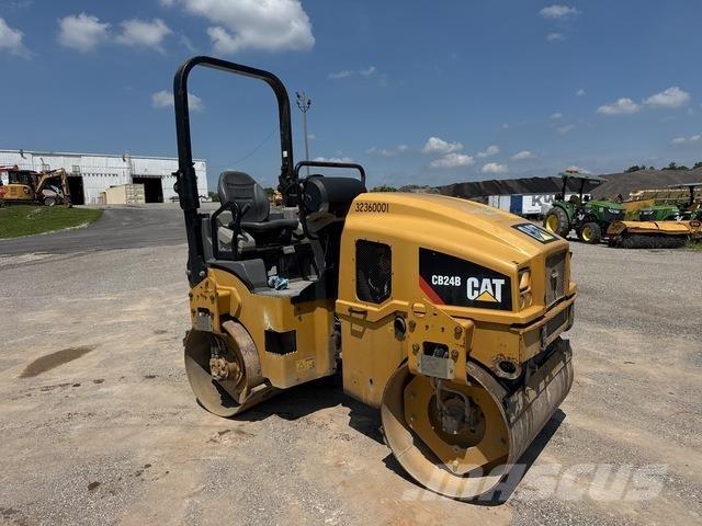 CAT CB24B Котки тротуарні