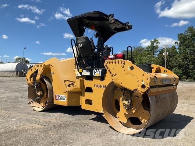CAT CB54 Котки тротуарні