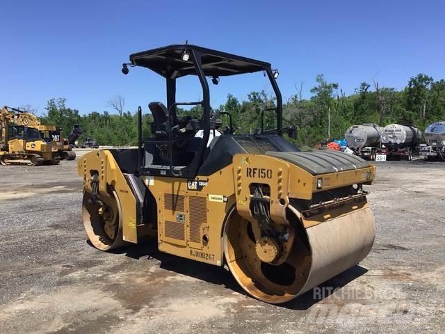 CAT CB54B Котки тротуарні