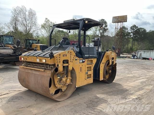 CAT CB66B Котки тротуарні