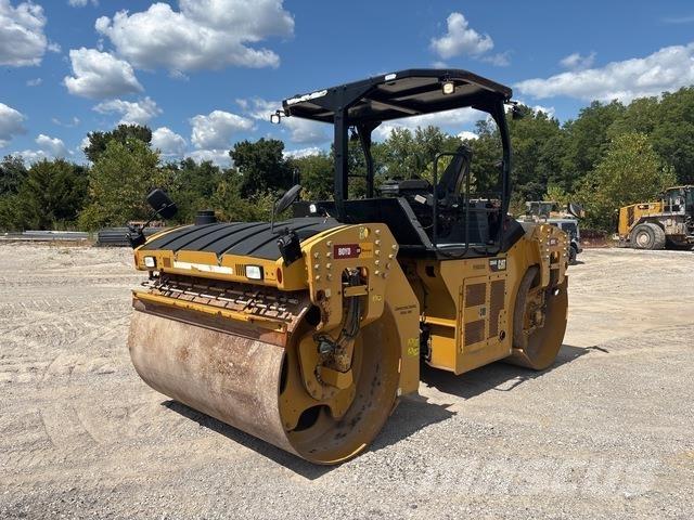 CAT CB66B Котки тротуарні
