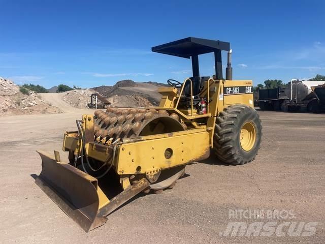 CAT CP563 Грунтові котки