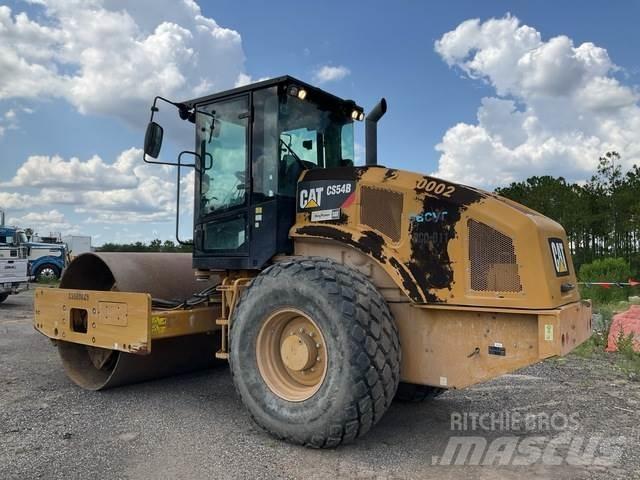 CAT CS54B Грунтові котки